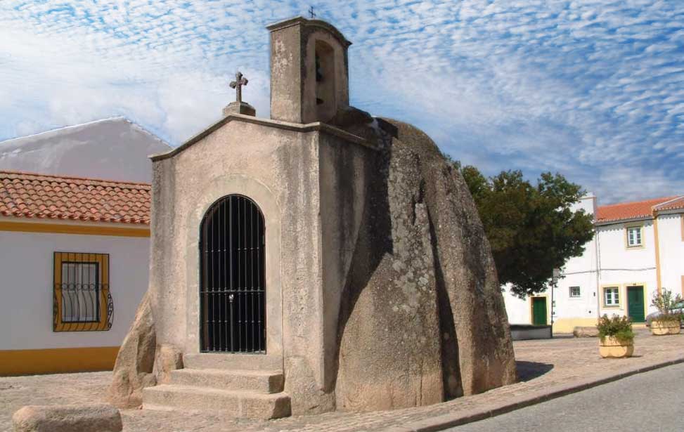 Anta de São Denis de Pavia