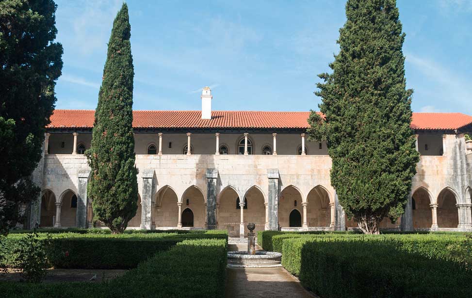 Tomar, Batalha and Alcobaça - UNESCO private guided tour