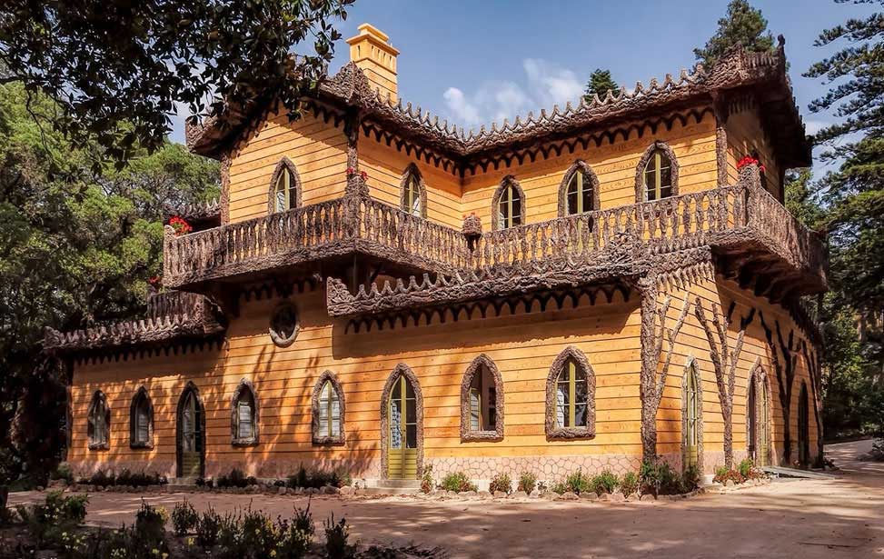 Sintra Private Tour with Historian Miguel Boim