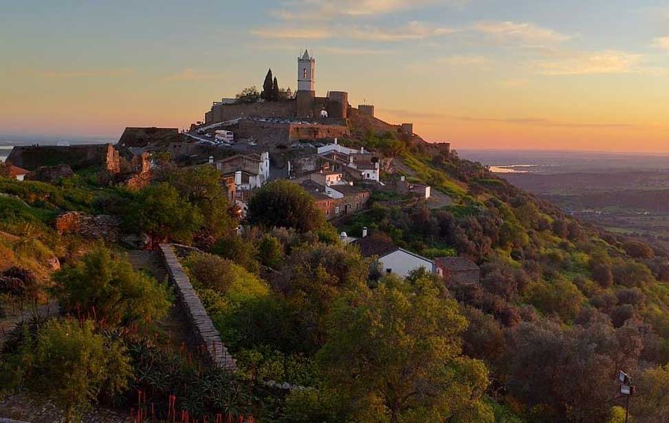 Évora, medieval village Monsaraz & Wine Tasting From Lisbon